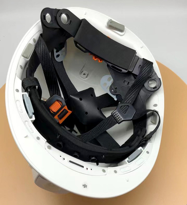Stroomvoorziening 12V of 5V 4G GPS-veiligheidshelmcamera met ingebouwde 4000mAh-batterij en verstelbare modi