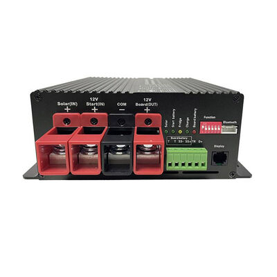 Voertuig DC/DC-generatoroplader Zonnepaneel MPPT DUO-invoer voor campervoertuigen