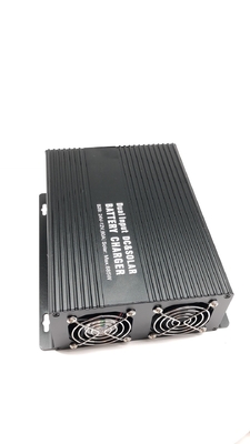 Zonnegelijkstroom de Batterijlader MPPT Bluetooth van TRS 685W voor Voertuig
