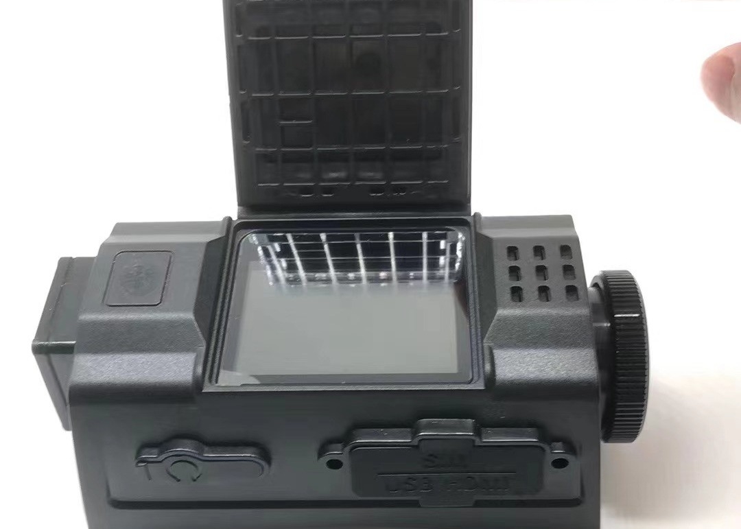 IP67 waterdichte veiligheidshelmcamera met LCD met dubbele lens MTK6762 Chipset 2G 16G RAM+ROM