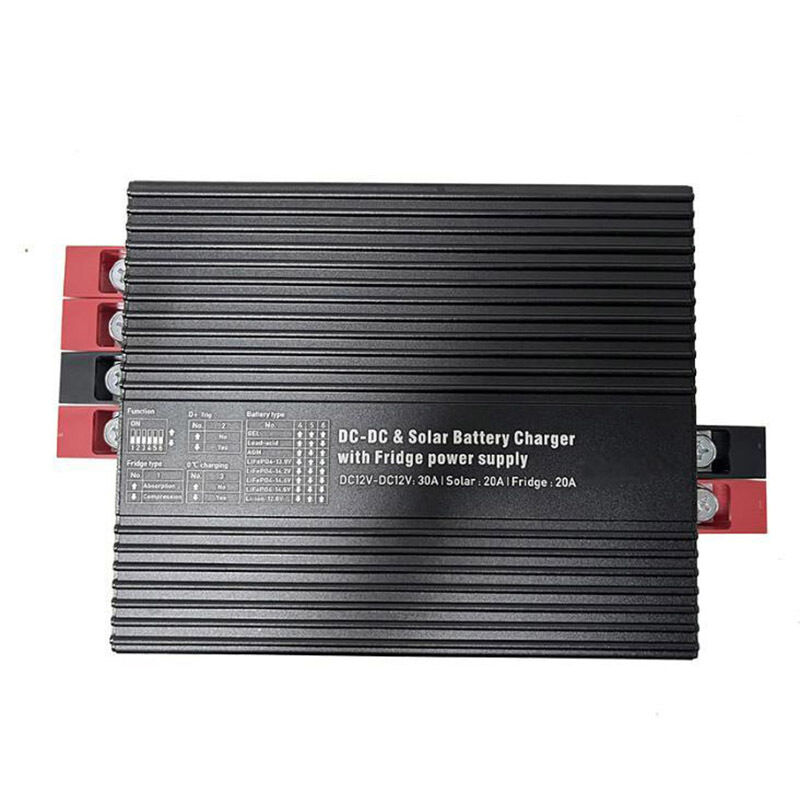 Voertuig DC/DC-generatoroplader Zonnepaneel MPPT DUO-invoer voor campervoertuigen