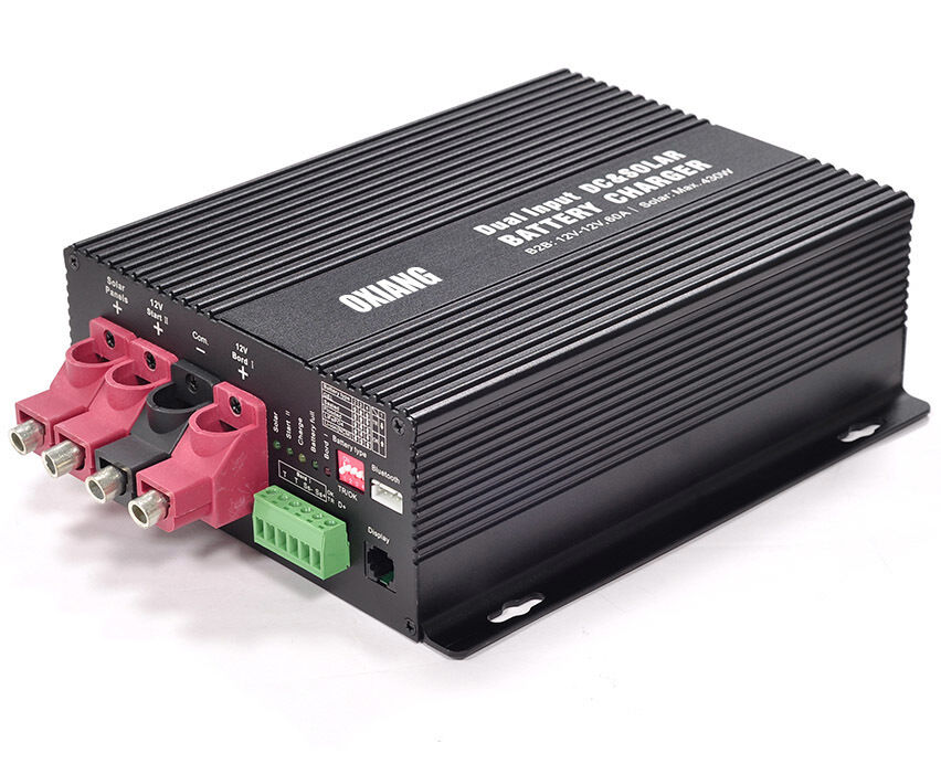 2026 Nieuwe 24V-24V B2B 50A MPPT 30A Dual Input DC en Solar Battery Charger