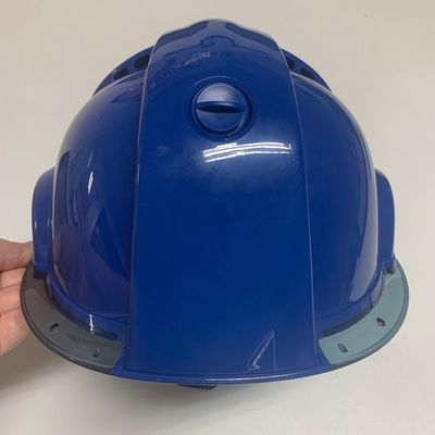 Blauwe Veiligheids Slimme Helm met Ingebouwd van de Cameragps van 4G WIFI de Tand Multiintercom Blauw Centraal Controleplatform